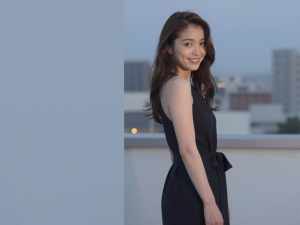 都会で輝く女性 ライフスタイル素材