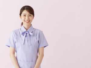 可愛いユニフォームガールズバー求人