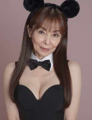 熟女バニー