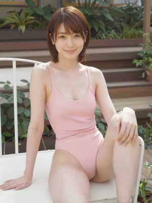 ピンクの水着を着た若手女性の美しいポートレート
