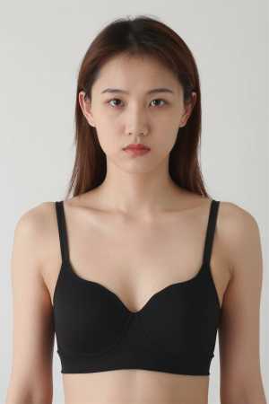 綺麗な女性のフリー写真素材