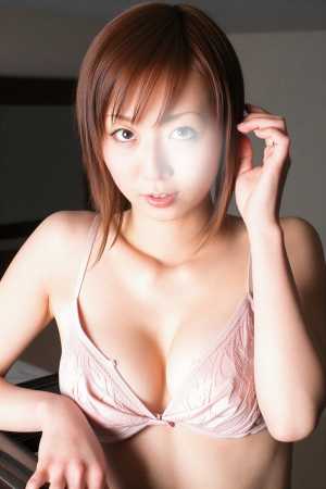 巨乳白レースの美しいポートレート素材