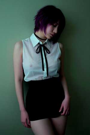 巨乳紫シャツの美しいポートレート素材