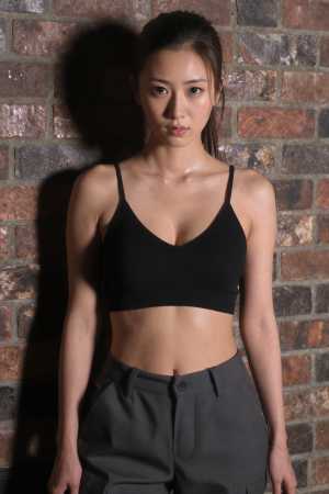 巨乳綺麗な女性のフリー写真素材