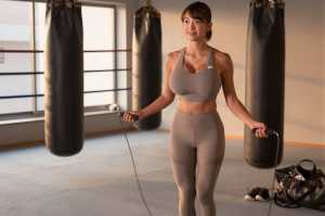 美しい女性ポートレート