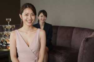 キャバクラ求人・チームで笑顔