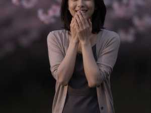 求人: 桜舞う優しい笑顔