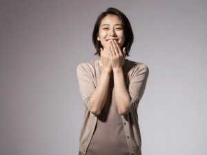 求人: 洗練された手元