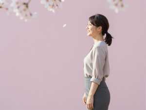 求人: 桜と私の上品さ