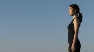 求人バナー素材: ボケと優雅な女性のシルエット