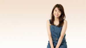 ガールズバー求人！癒しの笑顔とカジュアルスタイル