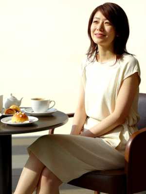 穏やかな休日のカフェライフスタイル素材