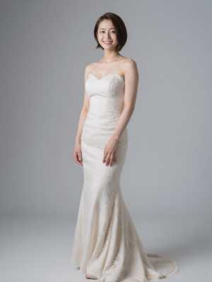 ホテルのブライダルスイートで準備