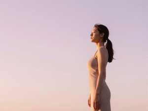 求人バナー素材：ダイヤ柄とシルエット