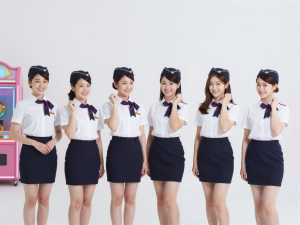 コンカフェ求人：CA制服で空の旅へ出発！