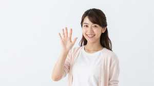 親しみやすい笑顔のガールズバー求人