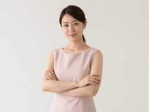 ラウンジ・会員制求人：優雅なポーズ