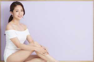 ラウンジ・会員制求人：清潔感ある座像