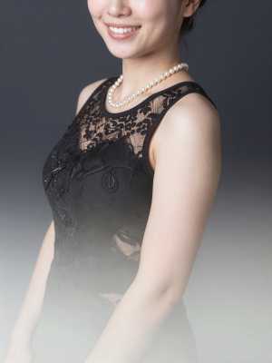 キャバクラ求人：黒レースの