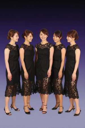 キャバクラ求人：黒レースの共演