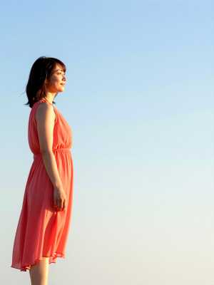 夢見る女性の求人バナー素材