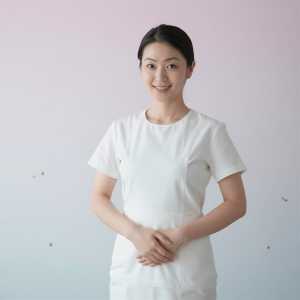 リラクゼーションサロン求人｜優しい笑顔のセラピスト