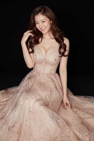 女性モデルのフリー素材