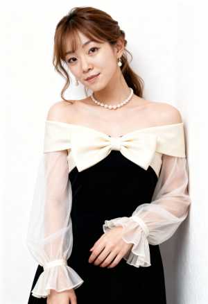 無地の白い壁に向かってポーズをとる若いアジア人女性の写実的なポートレート。