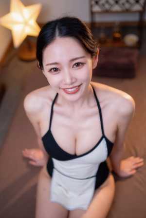 床に座ってカメラに向かって微笑む若い女性を空撮したフォトリアルな撮影。