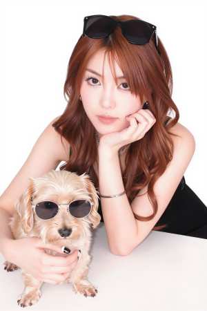 女性モデルのフリー素材