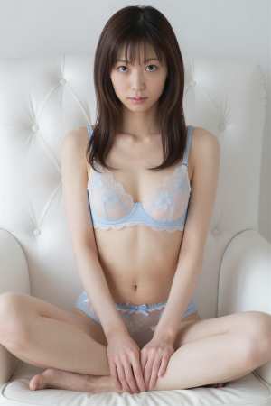 熟女白のレースを着た女性のポートレート