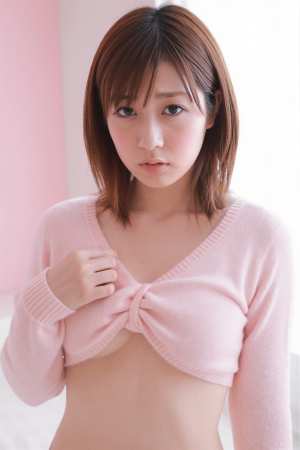 ピンクセーターの美しいポートレート素材