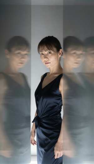 熟女女性モデルのフリー素材