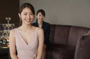 キャバクラ求人・チームで笑顔