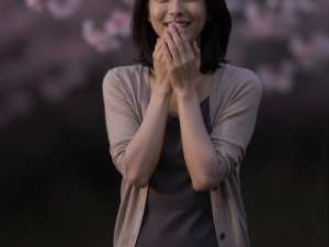 求人: 桜舞う優しい笑顔