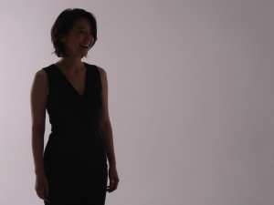 求人: クールな影の魅力