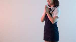 可愛い制服で働くガールズバー求人！