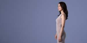 求人バナー素材: ブルーグラデの魅力的な女性