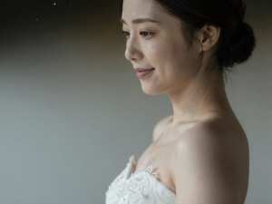 高級接客サロン求人：輝く未来