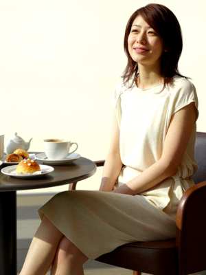 穏やかな休日のカフェライフスタイル素材