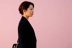 高級接客サロン求人：紺碧の輝き