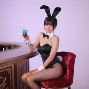 大人可愛いバニーガール