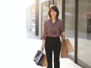 華やかなショッピング ライフスタイル素材