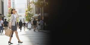 輝く街歩き ライフスタイル素材