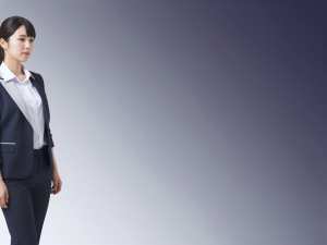 求人バナー素材：紫黒グラデと女性