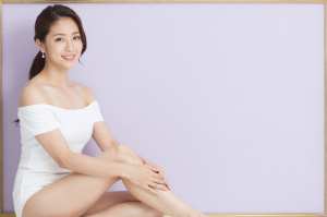 ラウンジ・会員制求人：清潔感ある座像