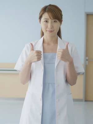 自信と励ましの女性医師