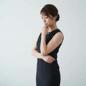 高収入：紺と金の饗宴