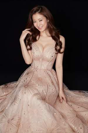 女性モデルのフリー素材