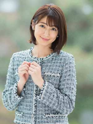 スタイリッシュな短髪女性のポートレート写真